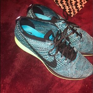 Nike Flyknit Racer